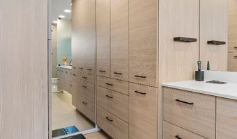 1952 Little Cottage Ln, Bozeman, MT 59715