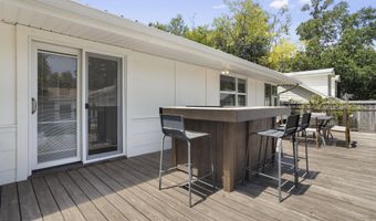 145 Bay View Ct, Bay St. Louis, MS 39520
