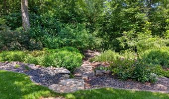 33943 Mill Creek Dr, Adel, IA 50003