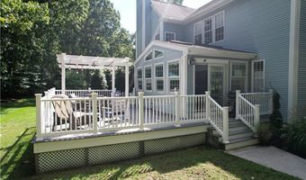 322 Sleepy Hollow Farm Rd, Warwick, RI 02886