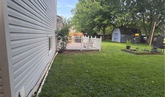 110 Habant Dr, Amherst, OH 44001
