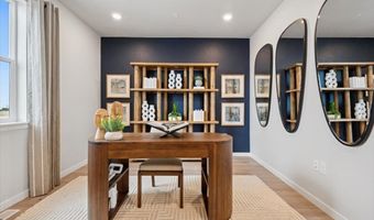 4749 N Valdai Ct, Aurora, CO 80019