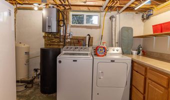 2816 Sharp, Adrian, MI 49221