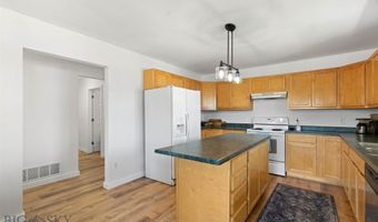 108 10th St B, Belgrade, MT 59714