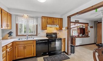 298 Vine St, Athol, MA 01331