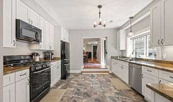 407 INDEPENDENCE Ave SE, Washington, DC 20003