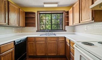 5311 Old River Rd, Baker, FL 32531