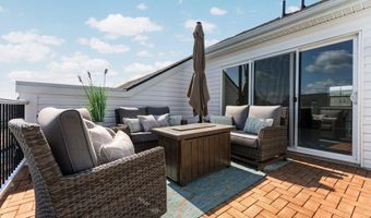 2949 Aughton Rd, Ann Arbor, MI 48105