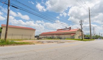 945 Pine Ave, Albany, GA 31701
