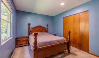 1945 Dadeyville Rd, Austinburg, OH 44010