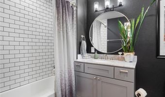 1203 SE Benton St, Bentonville, AR 72712