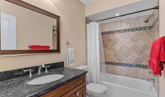 6932 ALPINE Dr, Annandale, VA 22003