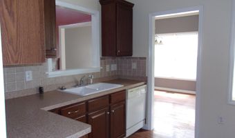 1095 Magnolia Dr, Aberdeen, NC 28315