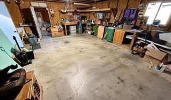 810 Golden West Dr, Belgrade, MT 59714