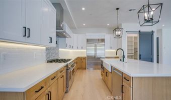 6250 Lindley Ave, Encino, CA 91316
