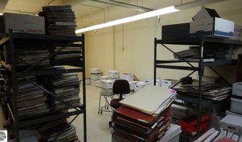 311 Woodworth Ave, Alma, MI 48801
