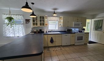 77 Trapper Rd, Campton, NH 03223