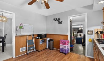 28 CEDAR St, Bayville, NJ 08721