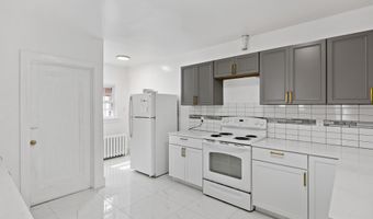 979 Washington Ave, Albany, NY 12206
