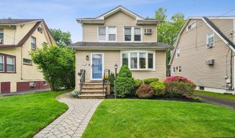 34 Carlisle St, Bergenfield, NJ 07621