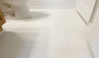 901 Wentworth Ct, Alpharetta, GA 30022