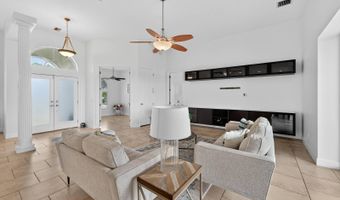 924 Bunker View Dr, Apollo Beach, FL 33572