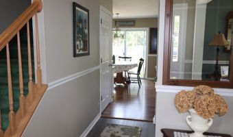 1900 Waverly Ln, Algonquin, IL 60102