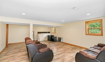 1501 Riffel Rd, Wooster, OH 44691