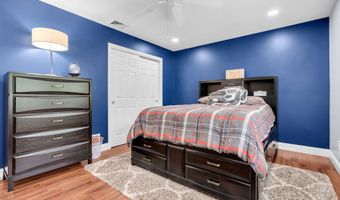 633 Spray Ave, Beachwood, NJ 08722