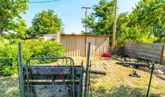 133 S Lakeside Dr, Apache, OK 73006