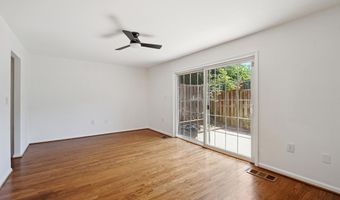 838 COLLEGE Pkwy 11-838, Rockville, MD 20850
