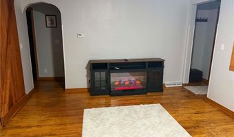 3706 Fargo Dr, Ashtabula, OH 44004
