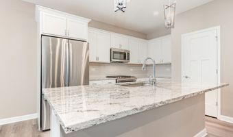 253 Masters Dr, Addison, IL 60101