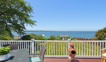 213 Seaside Dr, Jamestown, RI 02835