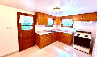 328 Keslar School Rd, Acme, PA 15610