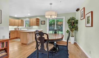 2334 Black Oak Way, Ashland, OR 97520