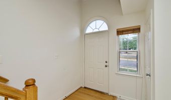 5236 BALLYCASTLE Cir, Alexandria, VA 22315