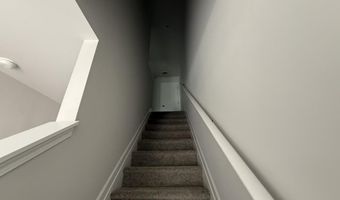 150 Village Green Dr, Adairsville, GA 30103