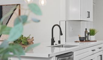 6521 Potomac St, San Diego, CA 92139