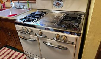 395 Broadway St W, Akeley, MN 56433