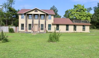 1838 Dees Rd, Batesville, MS 38606