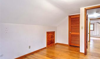 86 Rogers Ave, Barrington, RI 02806