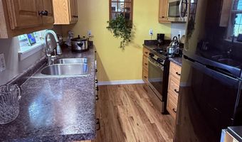 894 Statler Ln, Ash Flat, AR 72513