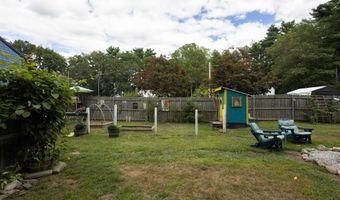 116 Pond St, Newton, NH 03858