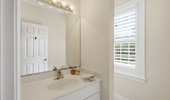 104 Talford Dr, Atlantic Beach, NC 28512