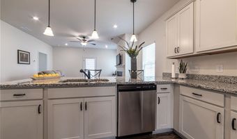 201 Graham Cir, Adairsville, GA 30103