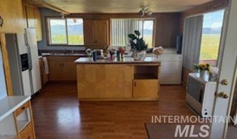 10084 Timberrim Dr, Cascade, ID 83611