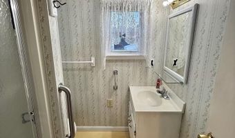 2753 Western Ave, Bedford, IN 47421