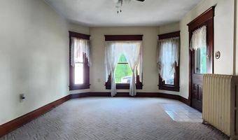 538 N Main St, Ada, OH 45810