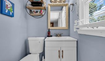 250 Point Pleasant Ave, Bayville, NJ 08721